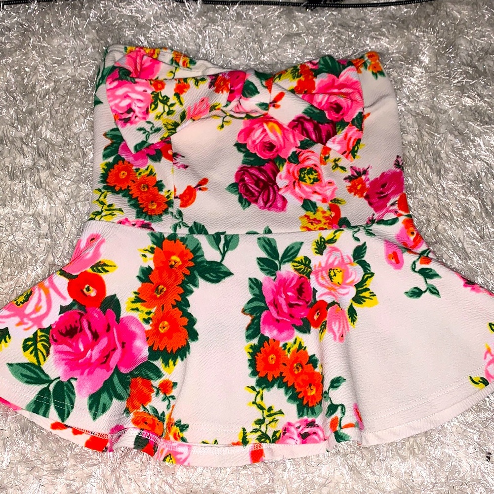 Flare tube top